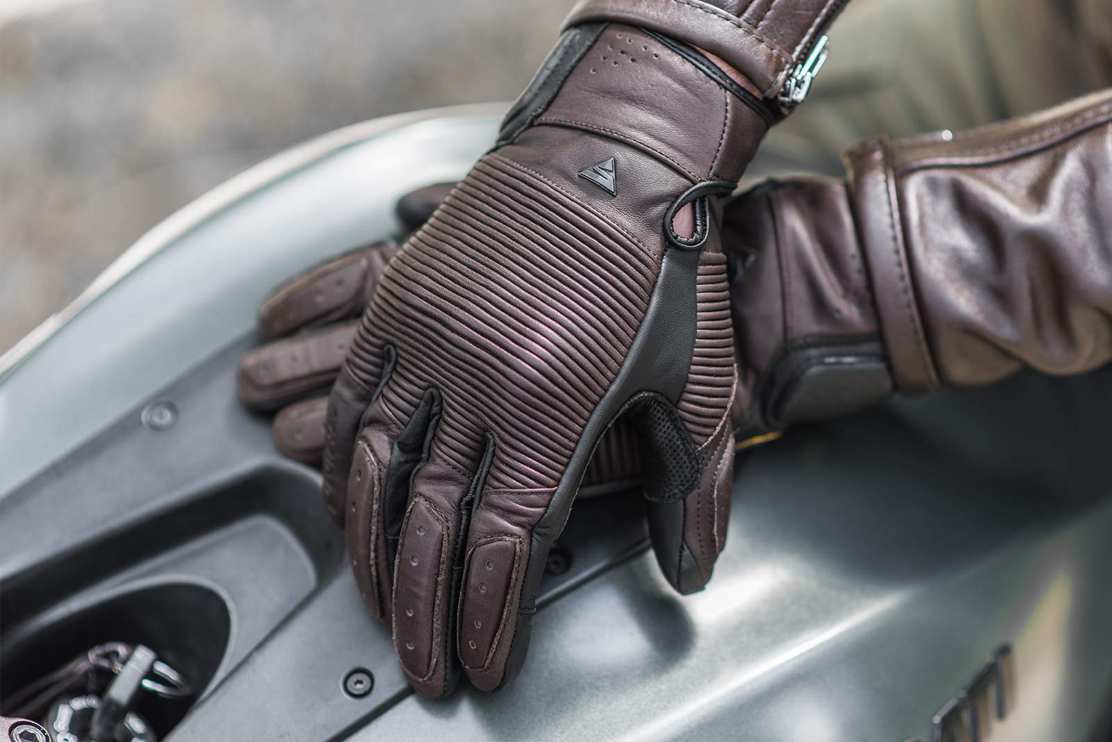 SHIMA Blake Gloves Motorcycle Gloves Men Leather Summer Biker Armoured Protectors Motorbike Perforated Ventilated Reinforced Motorsport Glove Street Motorbikes (Mens, Black, L) - Image 6