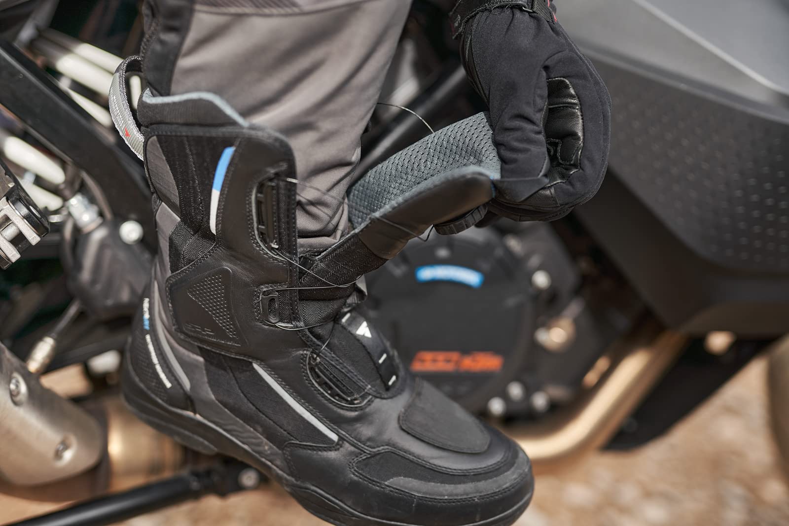 SHIMA STRATO WP, Waterproof Motorcycle Boots for Men - Vented, Reinforced Lightweight Long Biker Riding Boots with ATOP Fast-Closure - Image 6